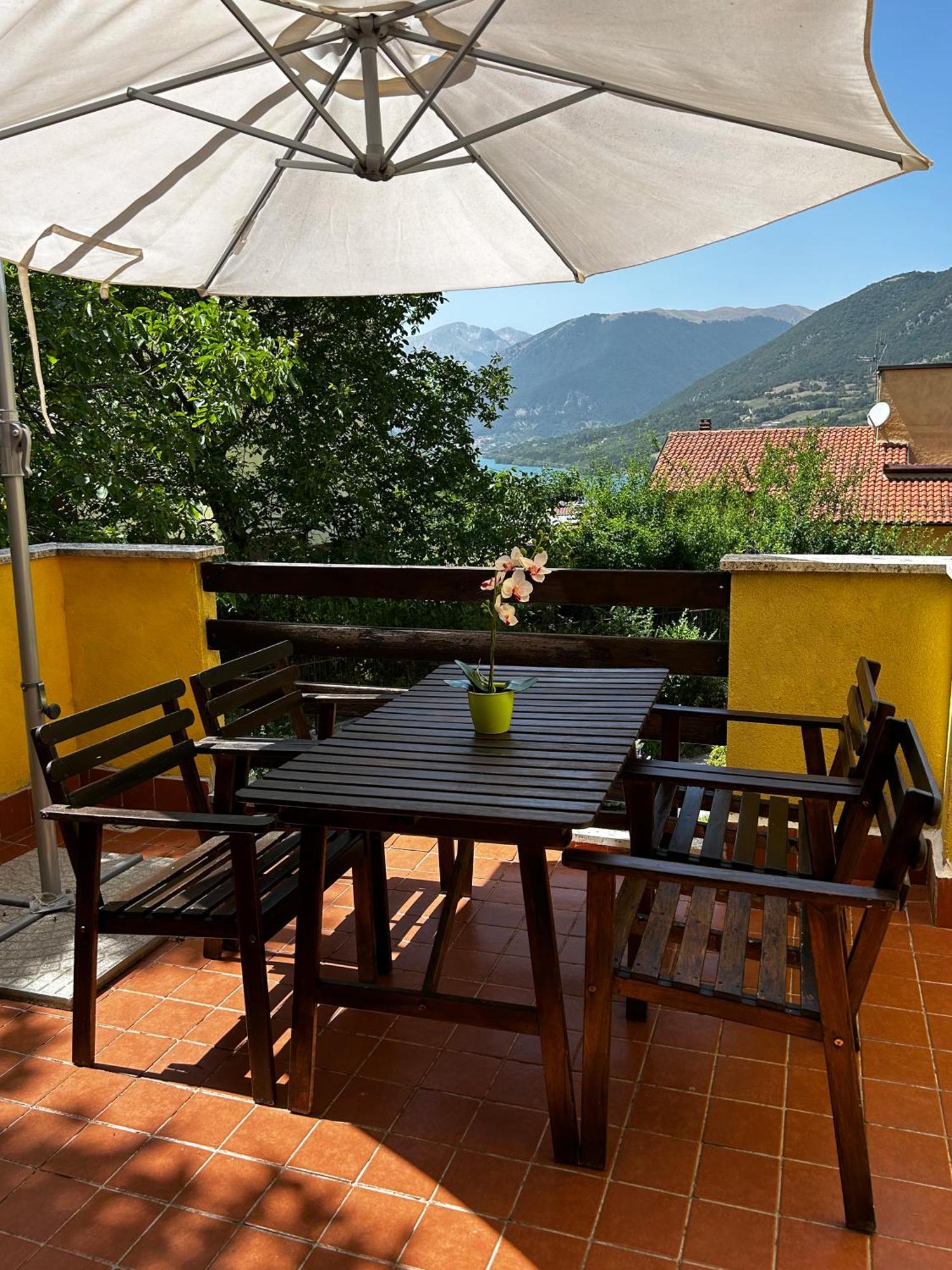 Apartmán 4Flats In Orto Di Venanzio Barrea Exteriér fotografie