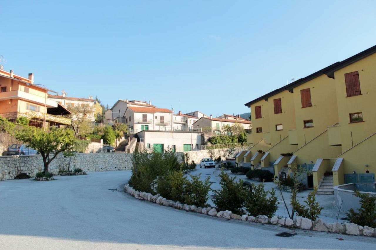 Apartmán 4Flats In Orto Di Venanzio Barrea Exteriér fotografie